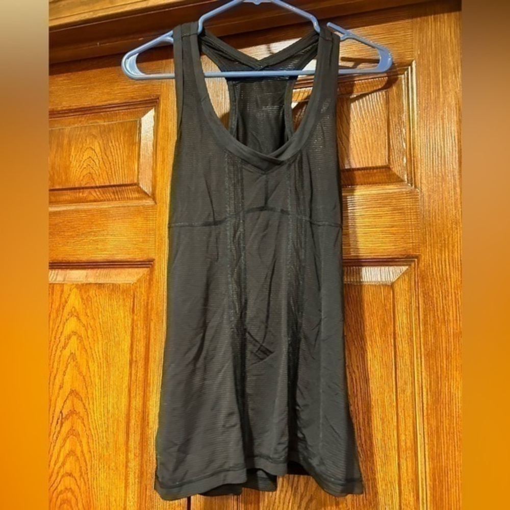 Lululemon athletically tank top